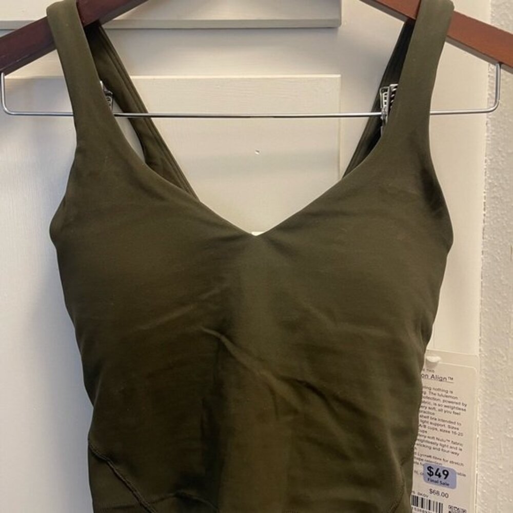 Lululemon Athletica Green Fitted Sleeveless Tank Top